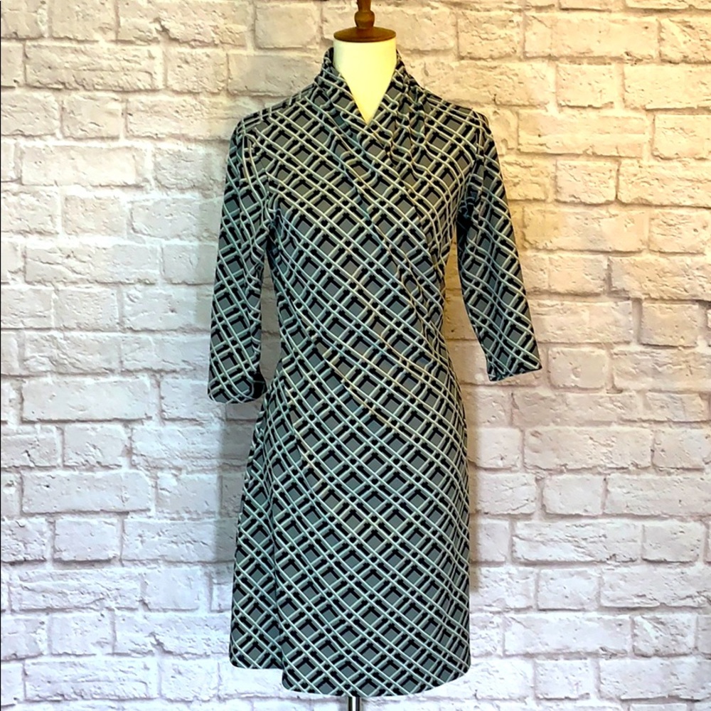 J. McLaughlin Black/white Graphic plaid dr…